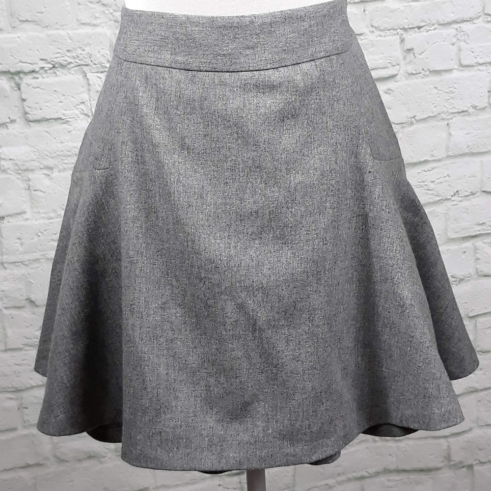 Banana Republic gray skater's skirt size 12